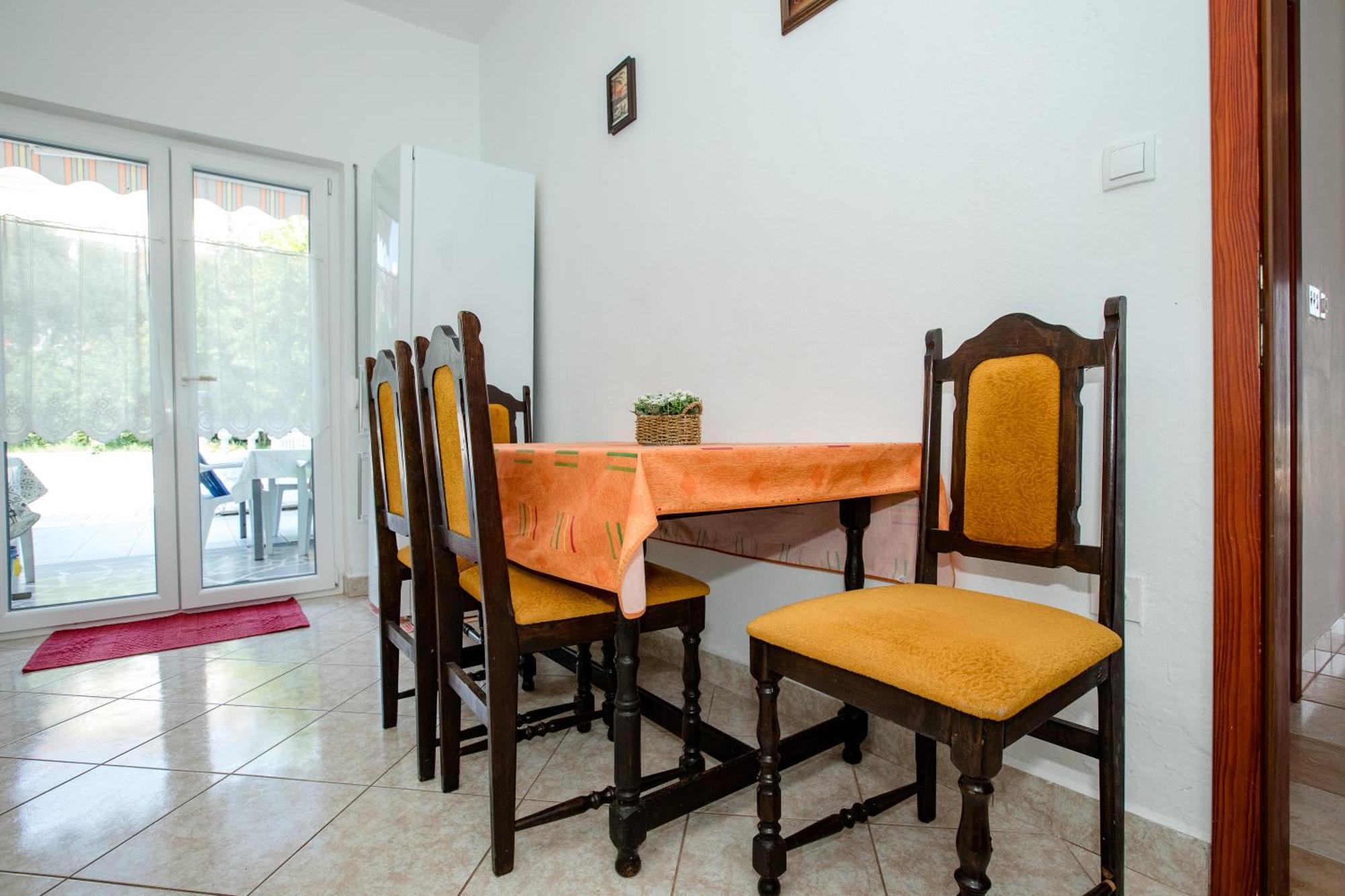 Lovely Meta Apartments Palit Exterior photo