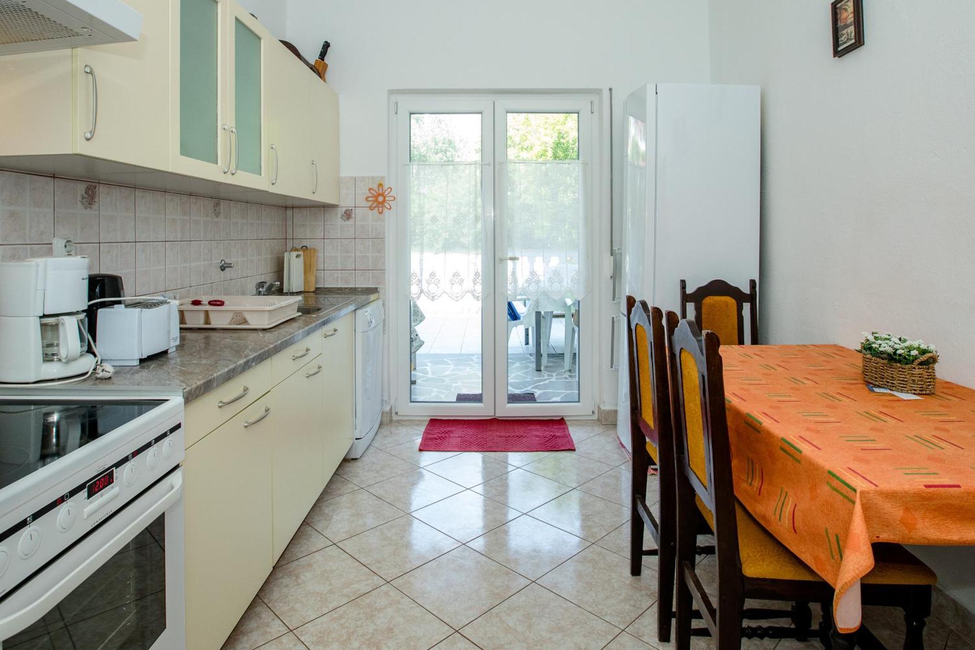 Lovely Meta Apartments Palit Exterior photo