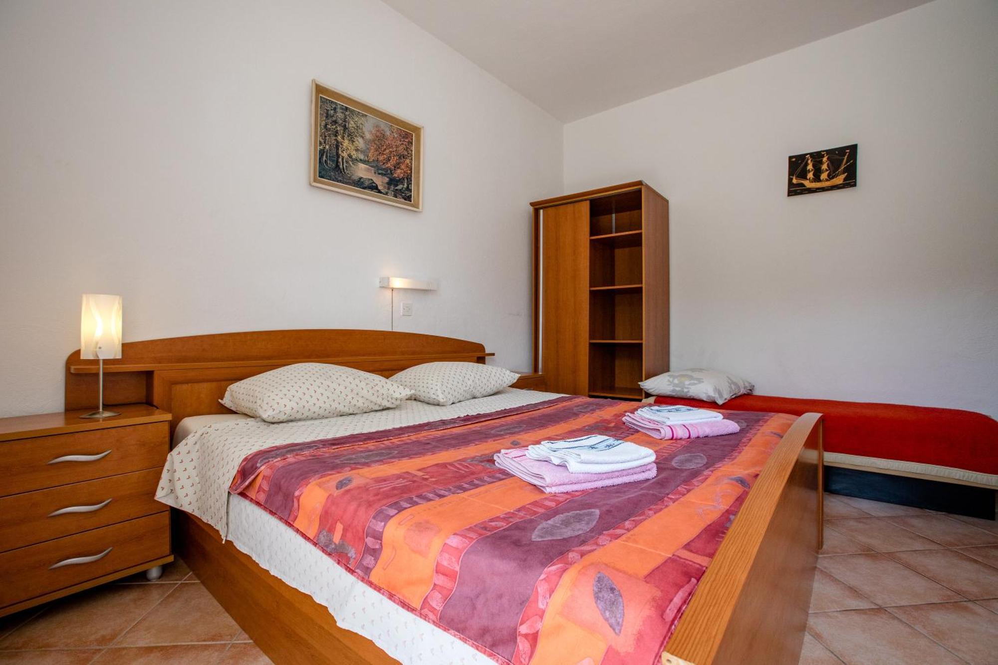 Lovely Meta Apartments Palit Exterior photo