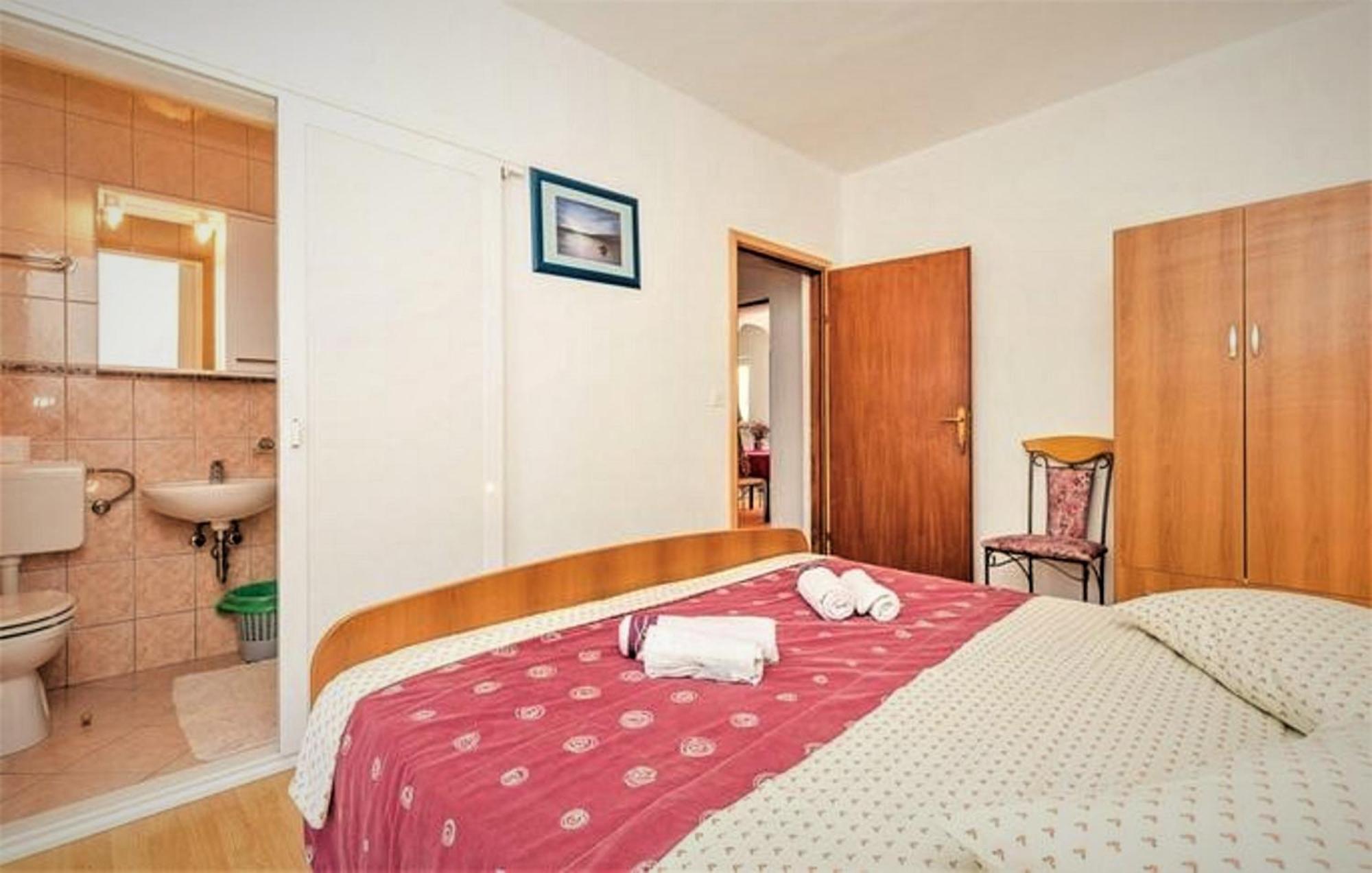 Lovely Meta Apartments Palit Exterior photo